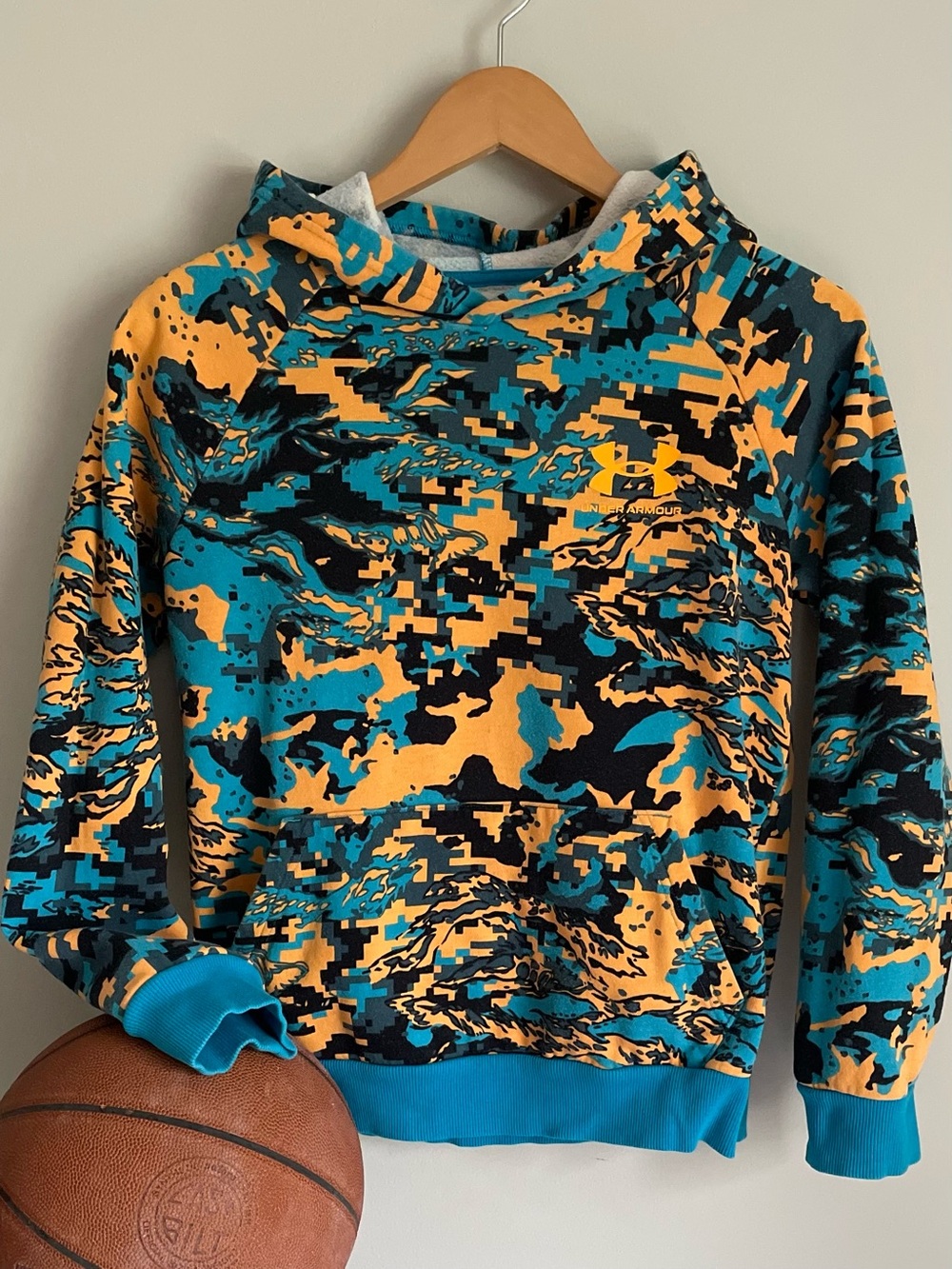 Under Armour Teal & Gold Camo Pullover Hoodie